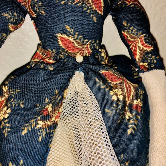 New Elegant Handmade Rag Doll Royal Blue Red Paisley Print Dress Beautiful - Picture 4 of 6